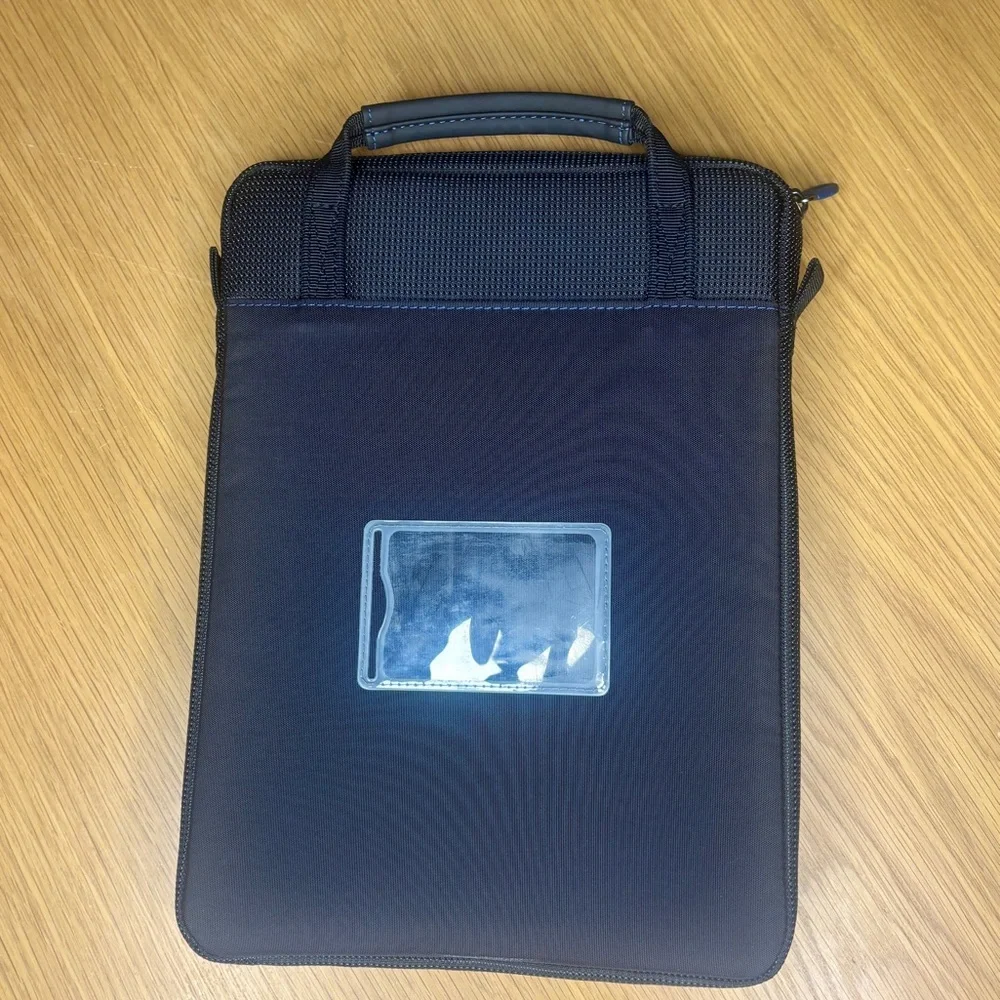 New Brenthaven Tred Vertical Carry Sleeve iPad Chromebook Black Protective Case